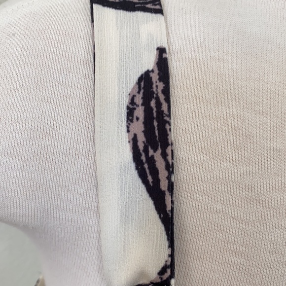 NWT Flying Tomato 🍅 Crop Top - Picture 6 of 10